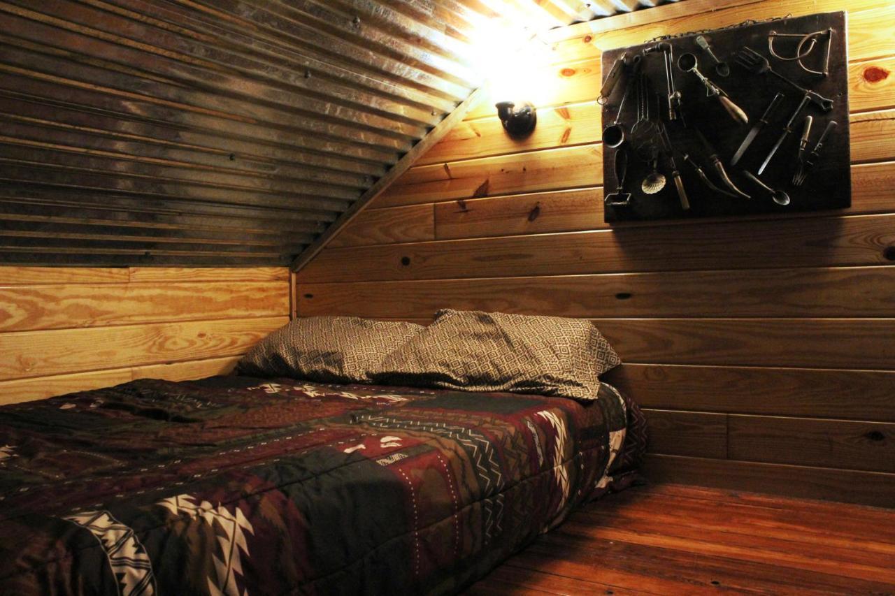 Berry Creek Cabins Hotel Isabel ภายนอก รูปภาพ
