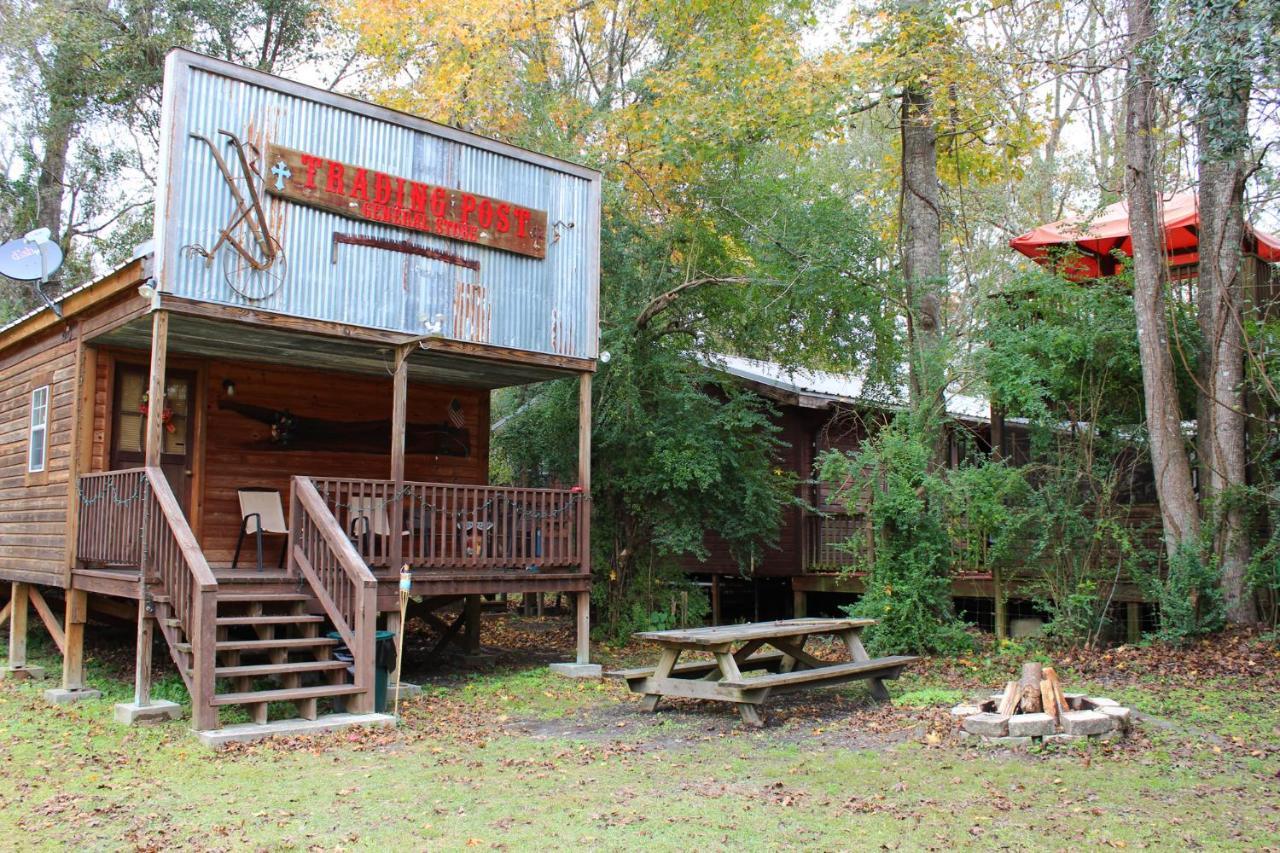 Berry Creek Cabins Hotel Isabel ภายนอก รูปภาพ
