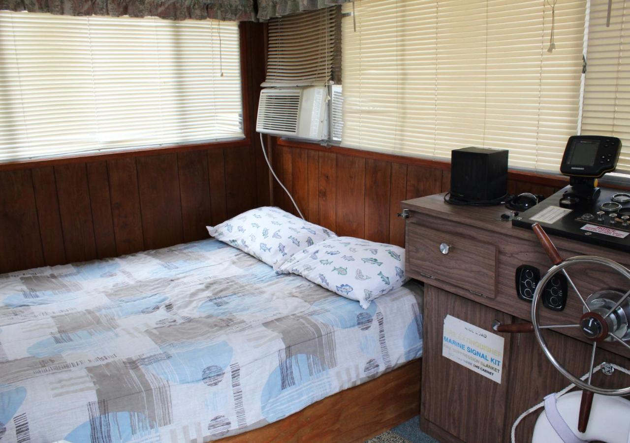 Berry Creek Cabins Hotel Isabel ภายนอก รูปภาพ