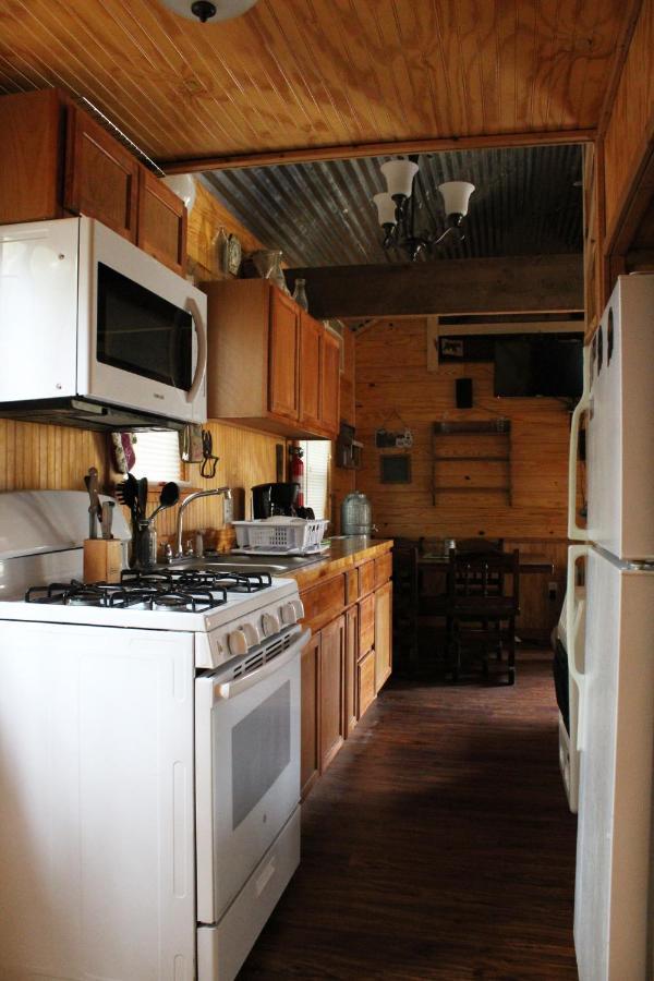 Berry Creek Cabins Hotel Isabel ภายนอก รูปภาพ