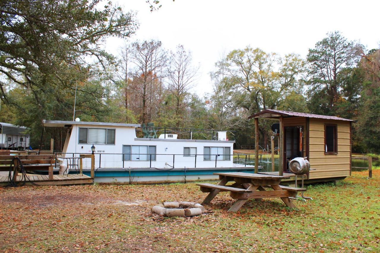 Berry Creek Cabins Hotel Isabel ภายนอก รูปภาพ