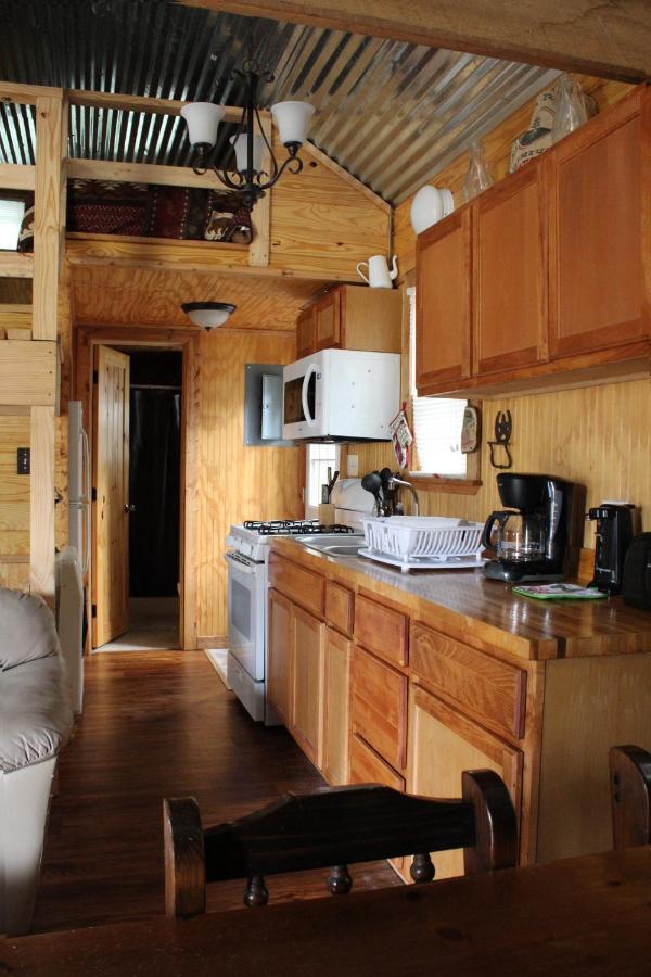 Berry Creek Cabins Hotel Isabel ภายนอก รูปภาพ