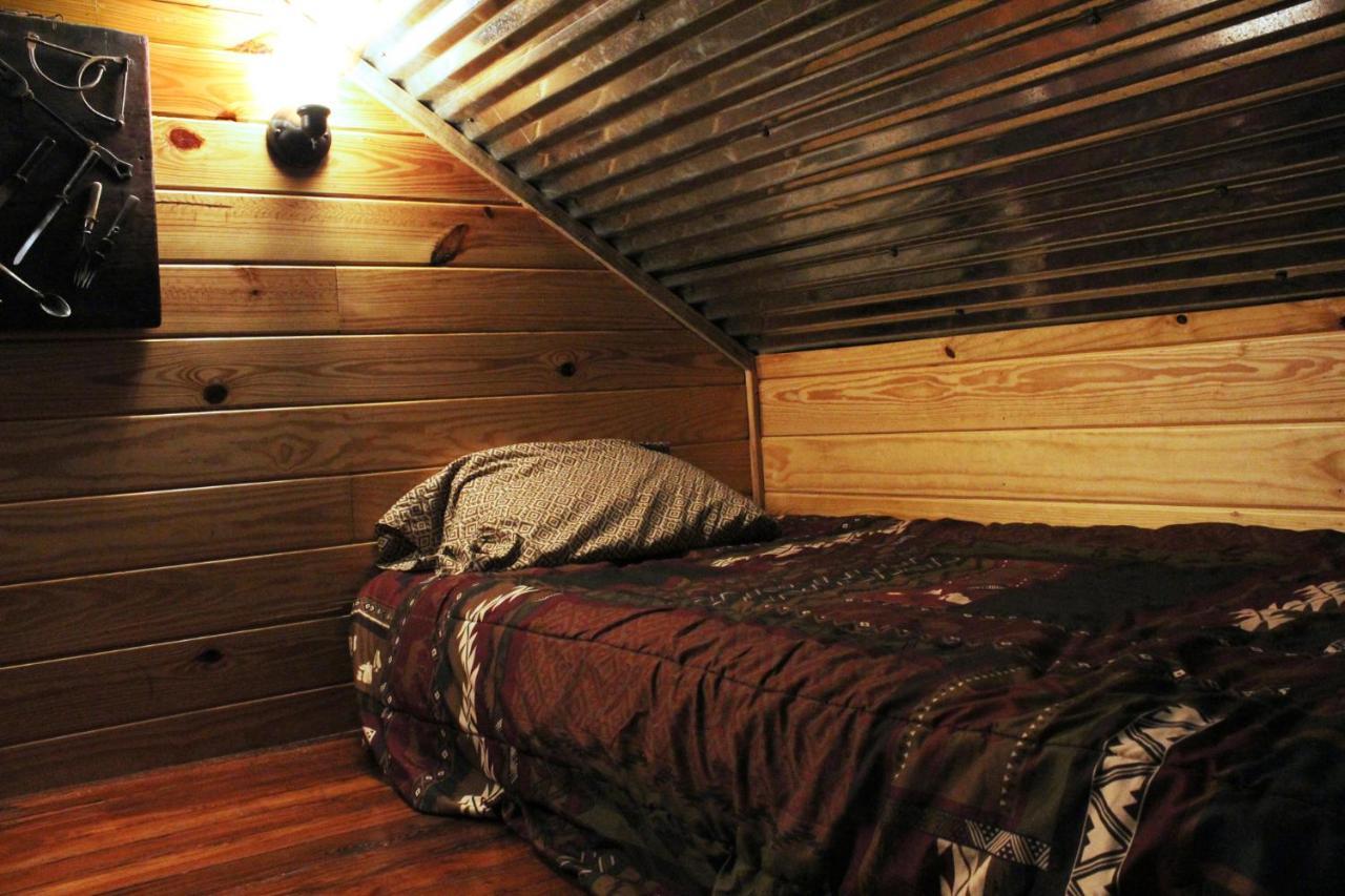 Berry Creek Cabins Hotel Isabel ภายนอก รูปภาพ