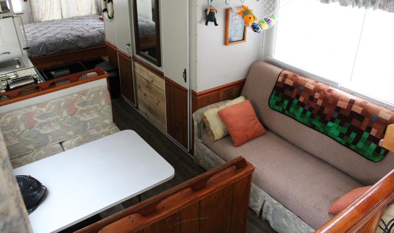 Berry Creek Cabins Hotel Isabel ภายนอก รูปภาพ